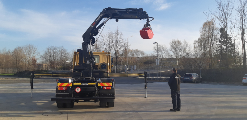 Hydraulický nakládací jeřáb Hiab X-HiDuo 188 E-6