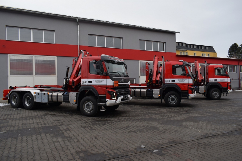 Vehicles with Hiab and Multilift for Czech Fire Brigade
