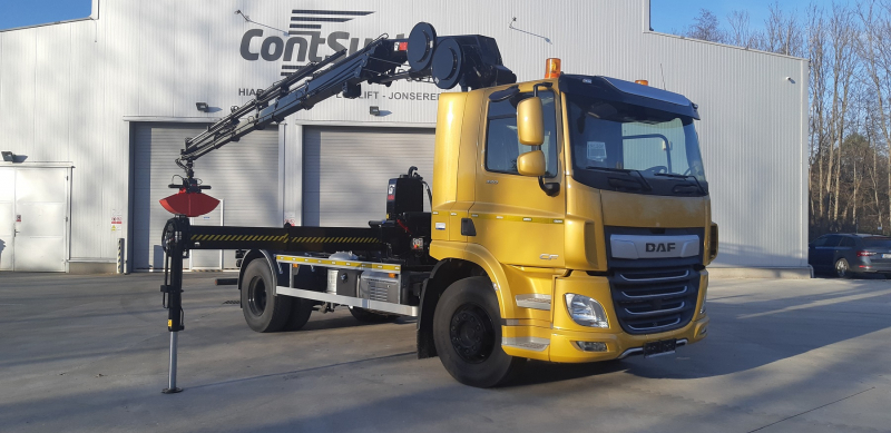 Hydraulický nakládací jeřáb HIAB X-HiDuo 188 E-6 s drapákem pro firmu z Prahy