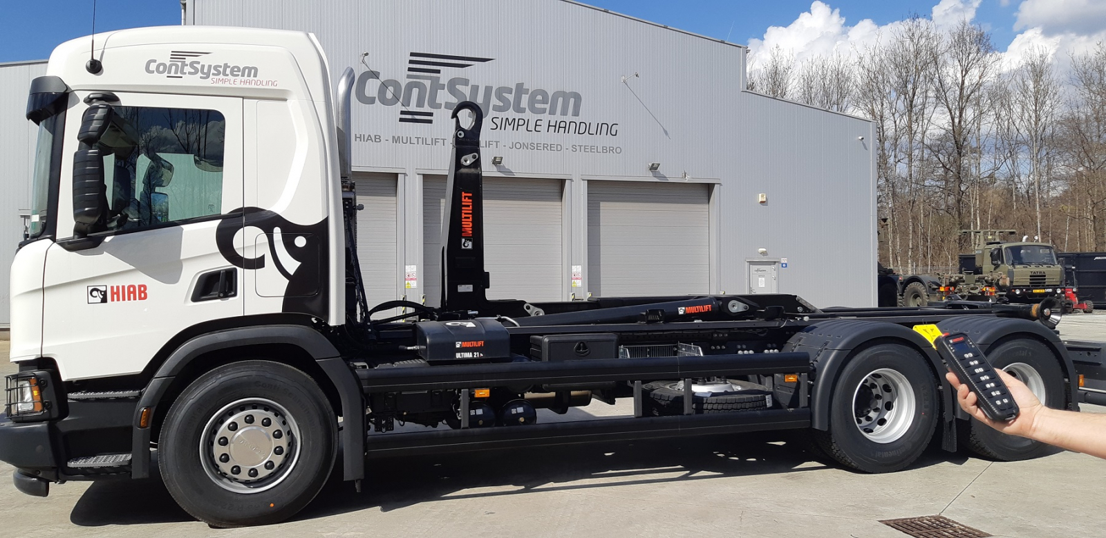 CONTSYSTEM invested in the acquisition of its own promotion SCANIA truck fitted with MULTILIFT Ultima with top features and in best equipment