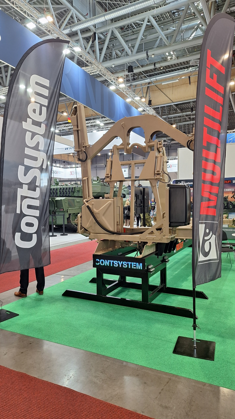 MULTILIFT, HIAB and MOFFETT at 18th International Fair of Defense and Security Technology IDET in the Czech Republic