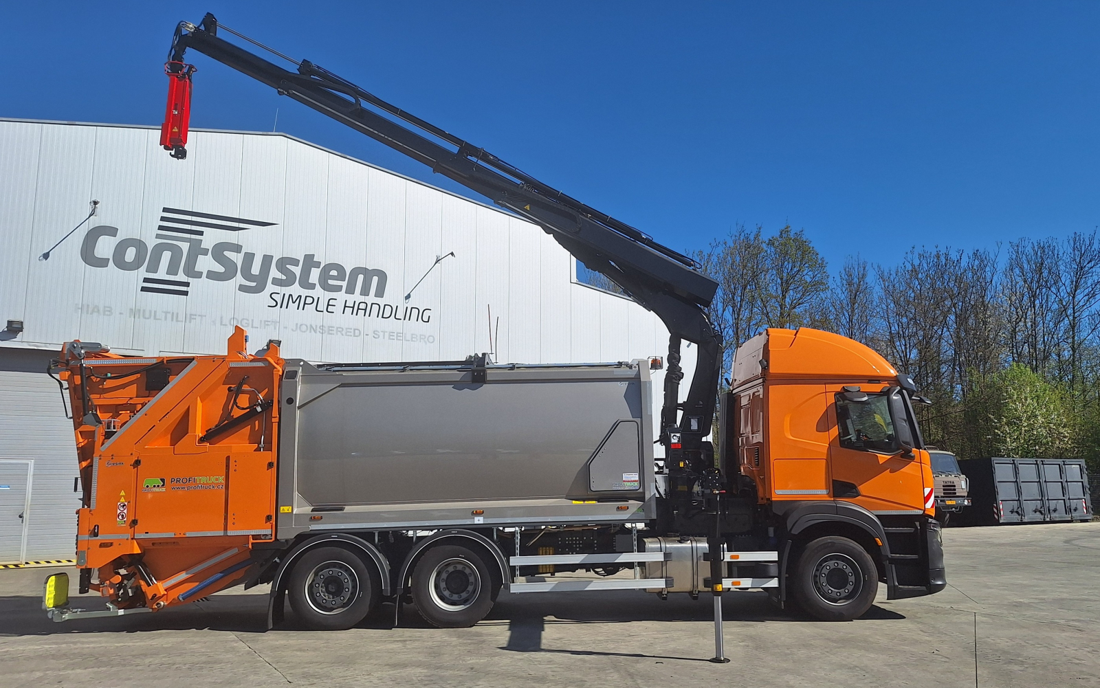 We present recently completed projects - HIAB loader cranes, MULTILIFT hooklifts, MOFFETT trouck-mounted forklifts on IVECO, DAF, MAN chassis.