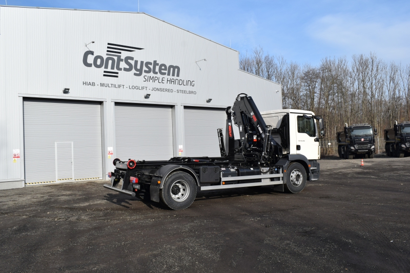 Hiab X-HIDUO 138 D4 + Multilift  XR10S
